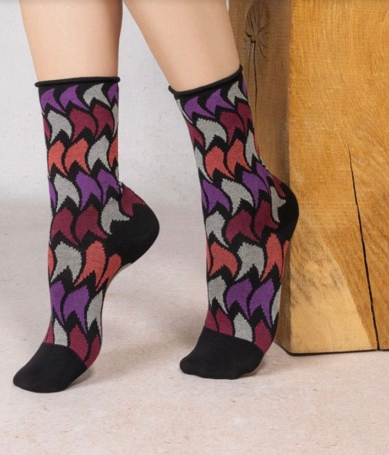 Bleu Foret Velvety Feather pattern sock.